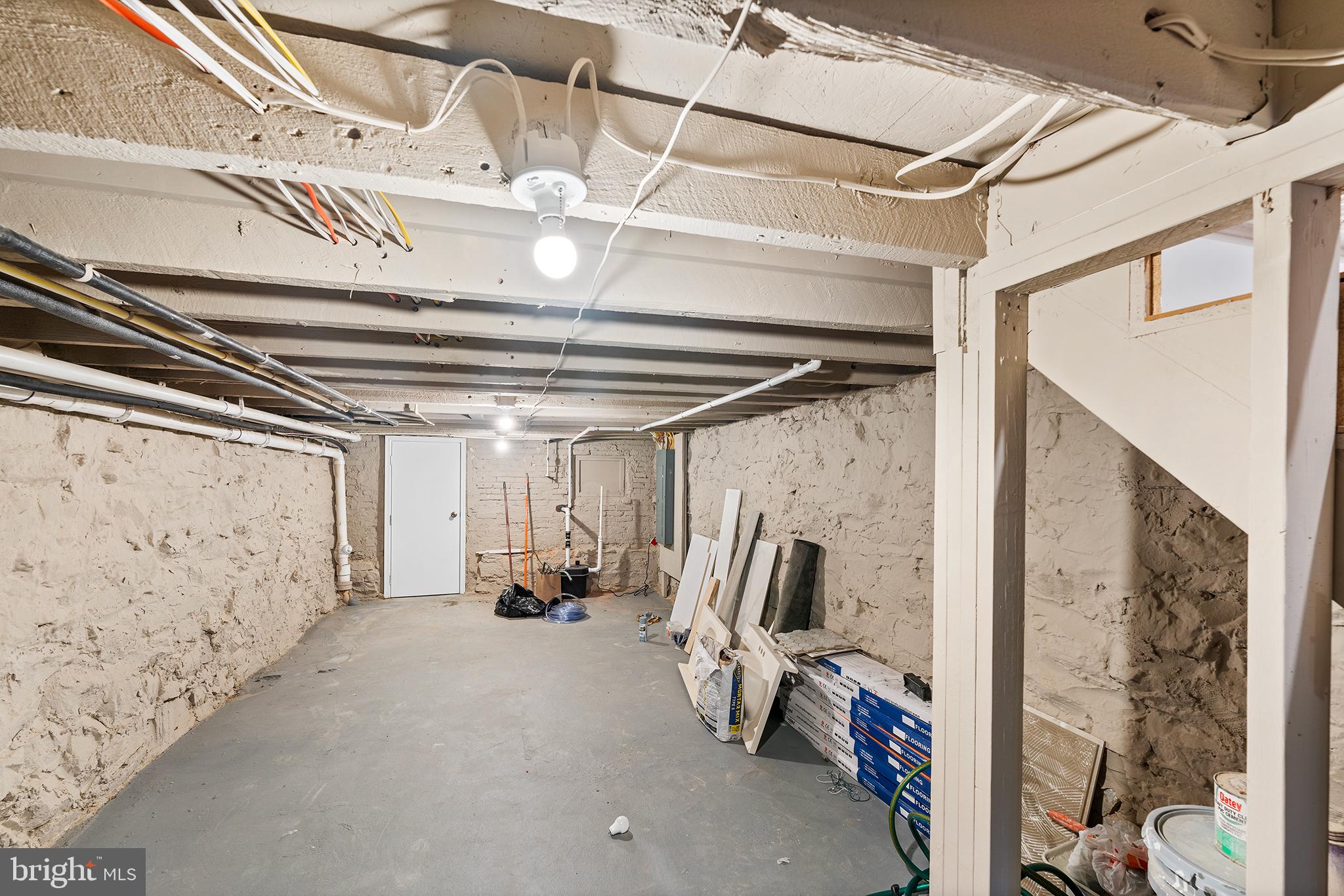 WASHINGTON VILLAGE - Residential