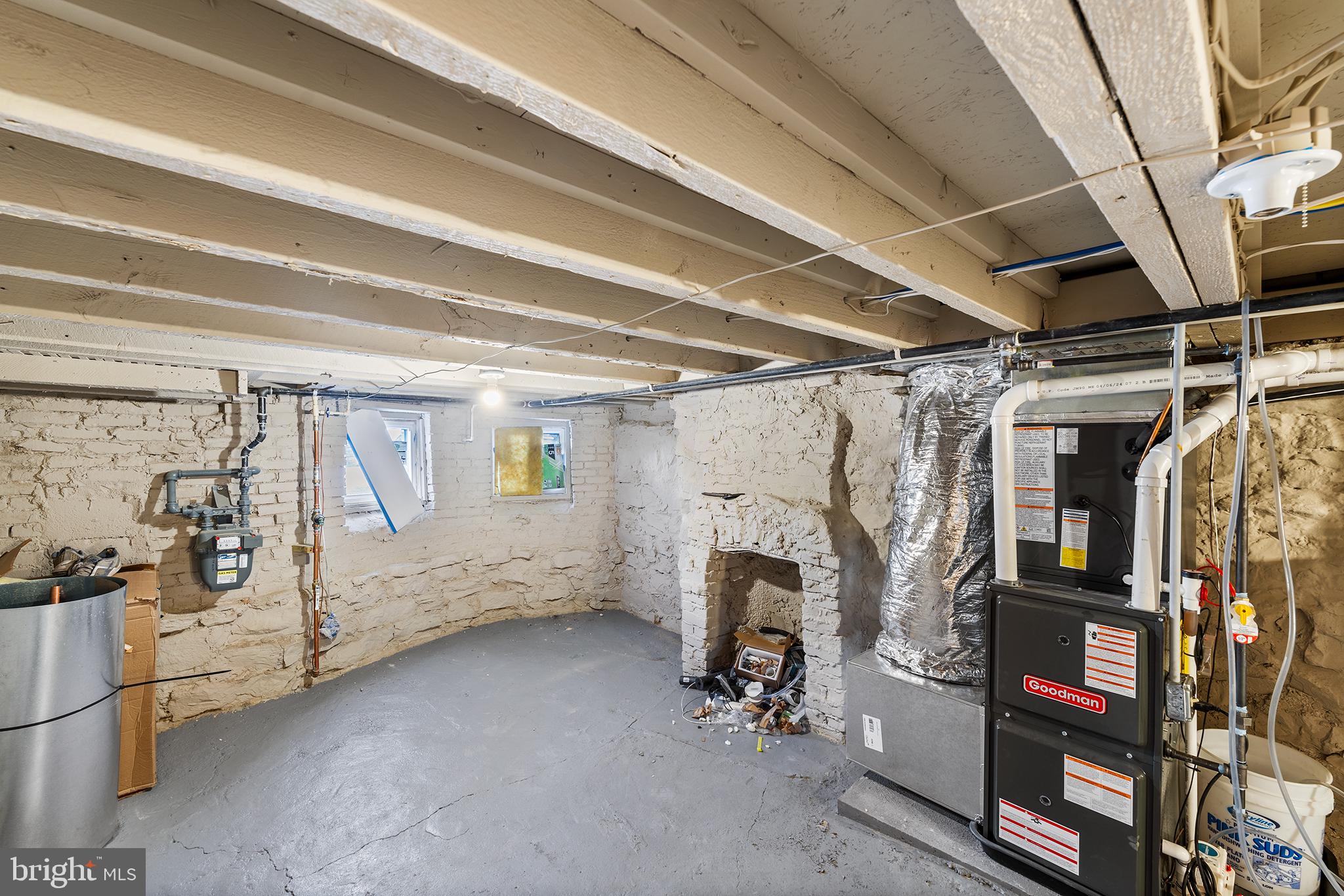 WASHINGTON VILLAGE - Residential