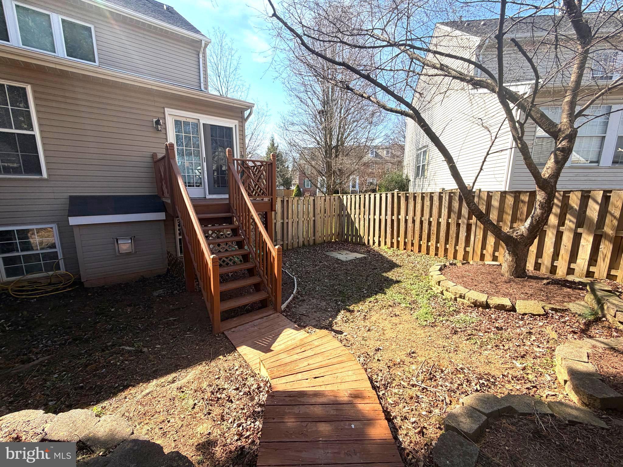 DEARBOUGHT - Residential