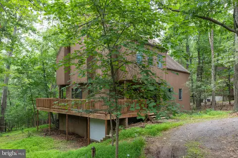 MLS: VAFV2043132