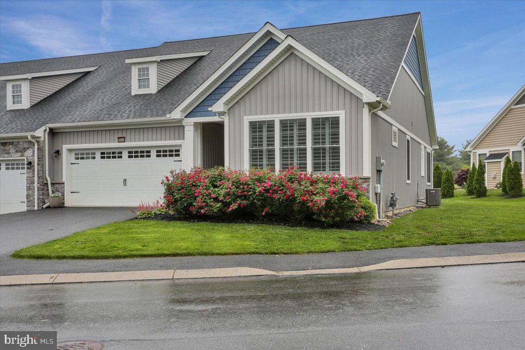 Photo of 309 Sawgrass Drive, MILLERSVILLE, PA 17551 (MLS # PALA2070018)