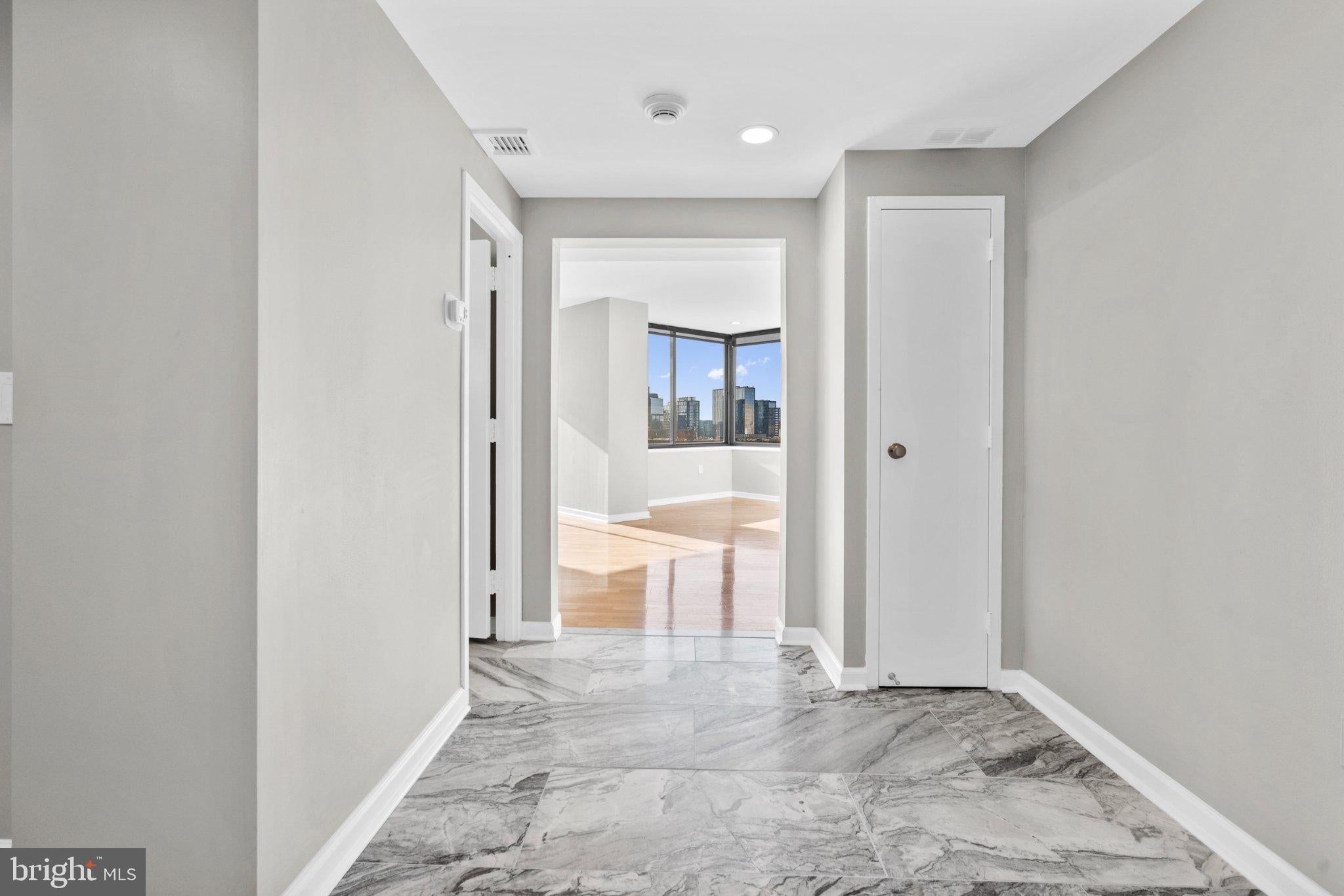 202 W RITTENHOUSE SQUARE 1704
