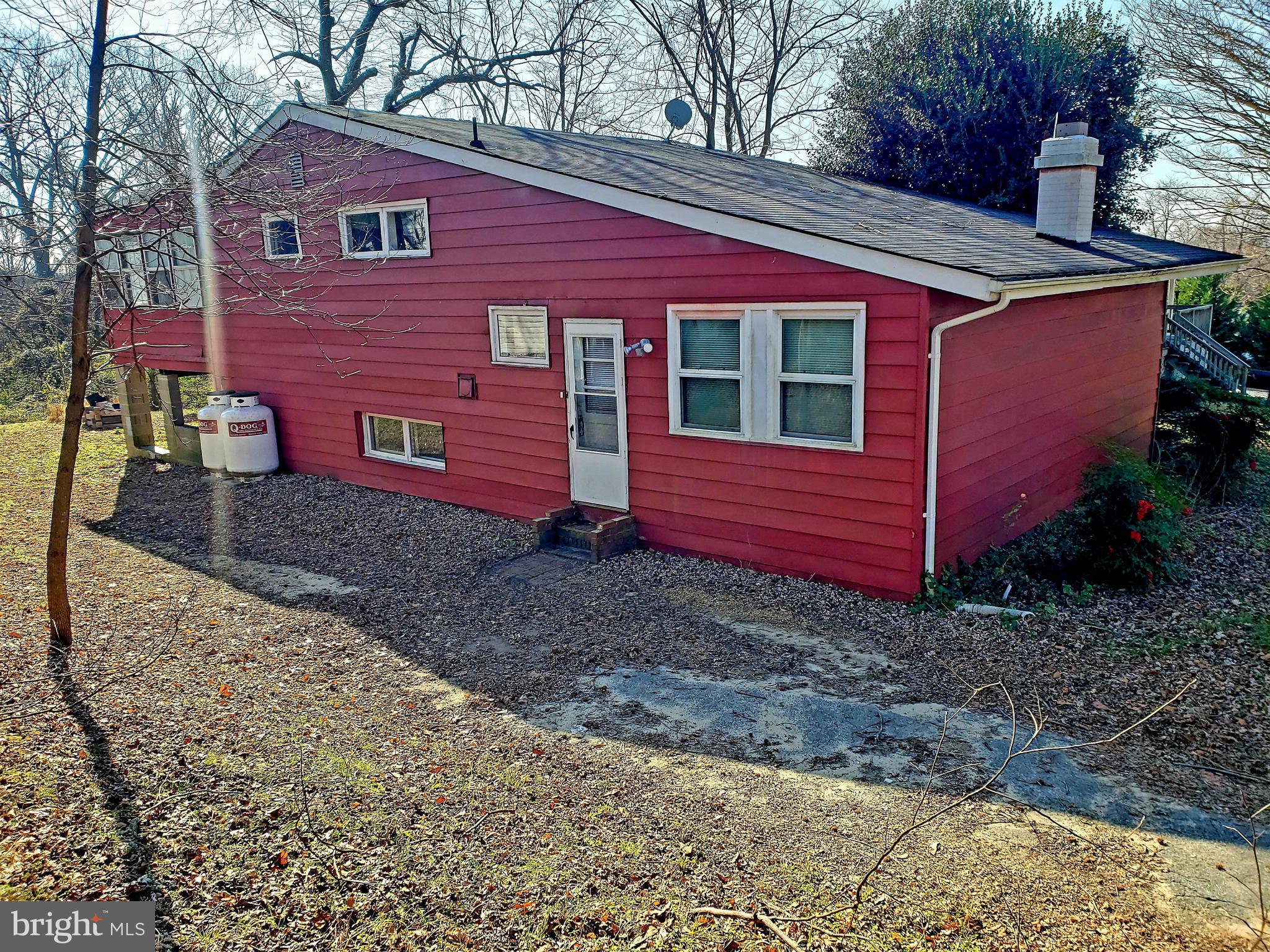 LONGVIEW BEACH - Residential
