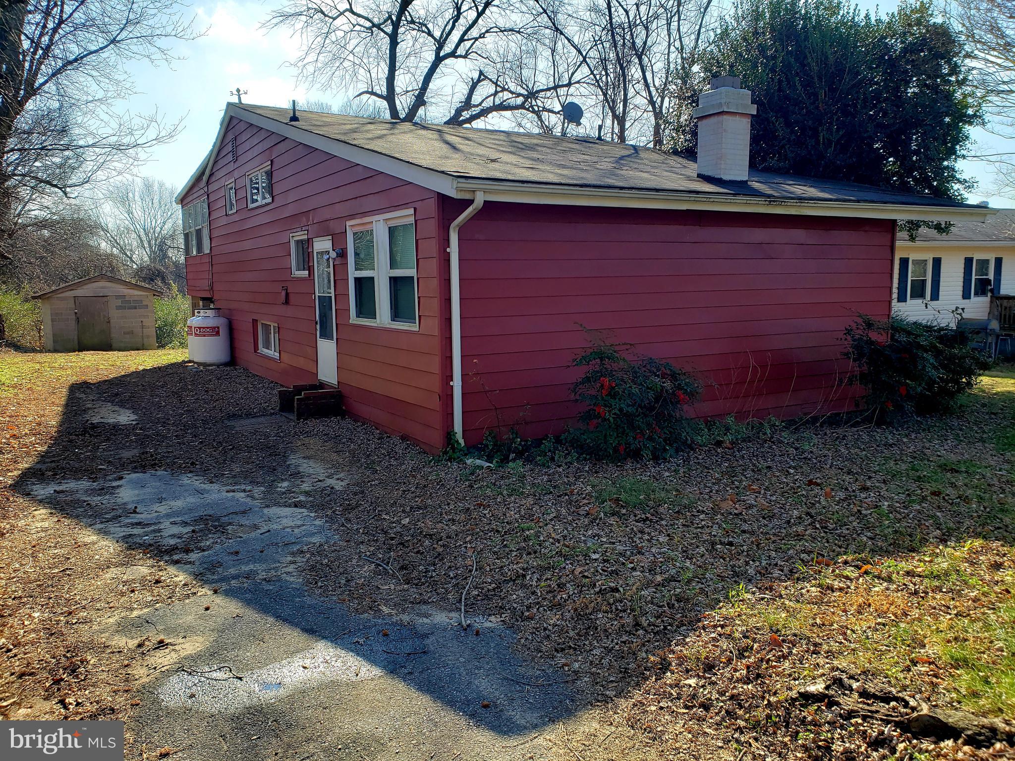 LONGVIEW BEACH - Residential