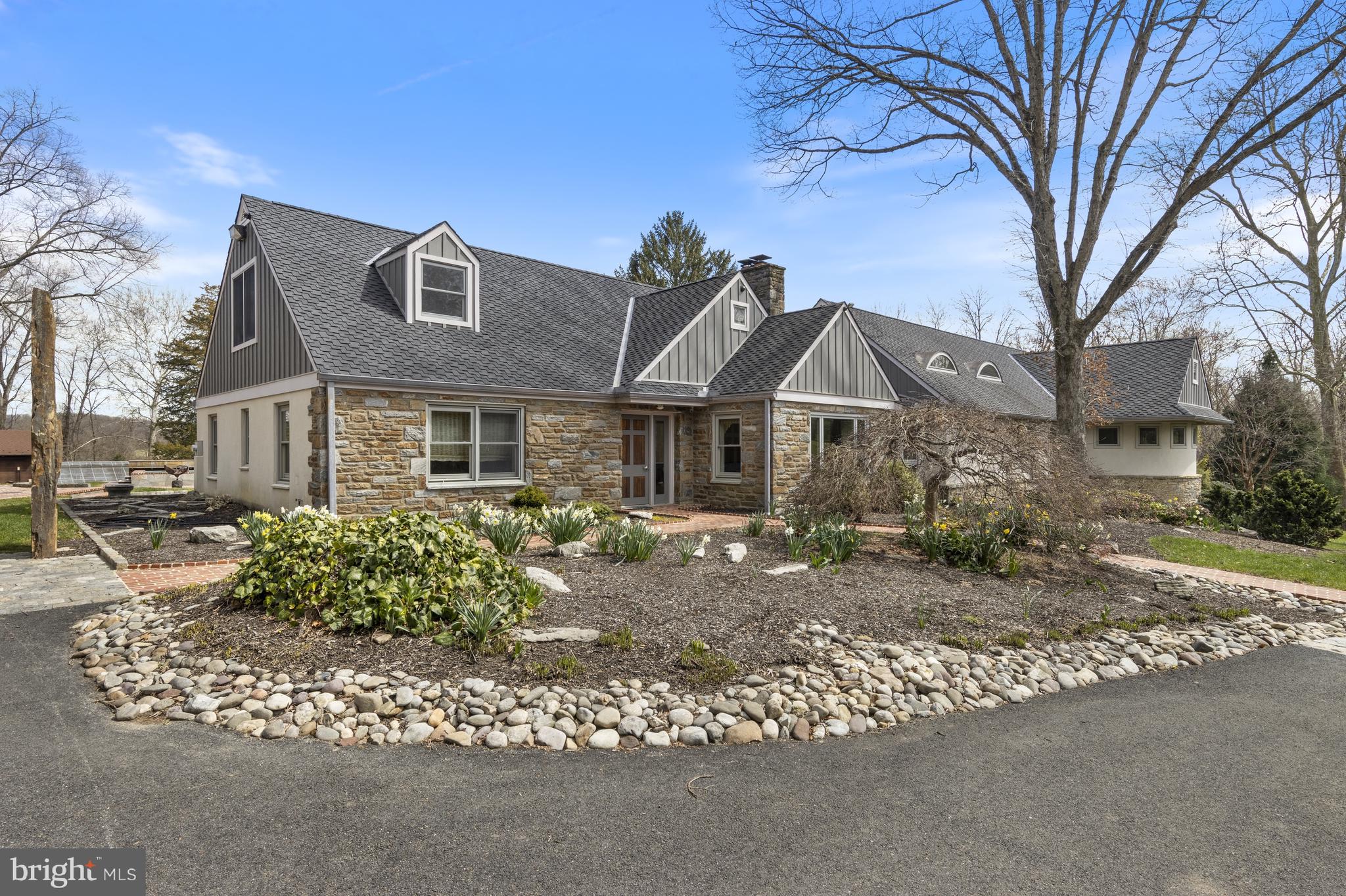 BUCKTOE HILLS - Residential