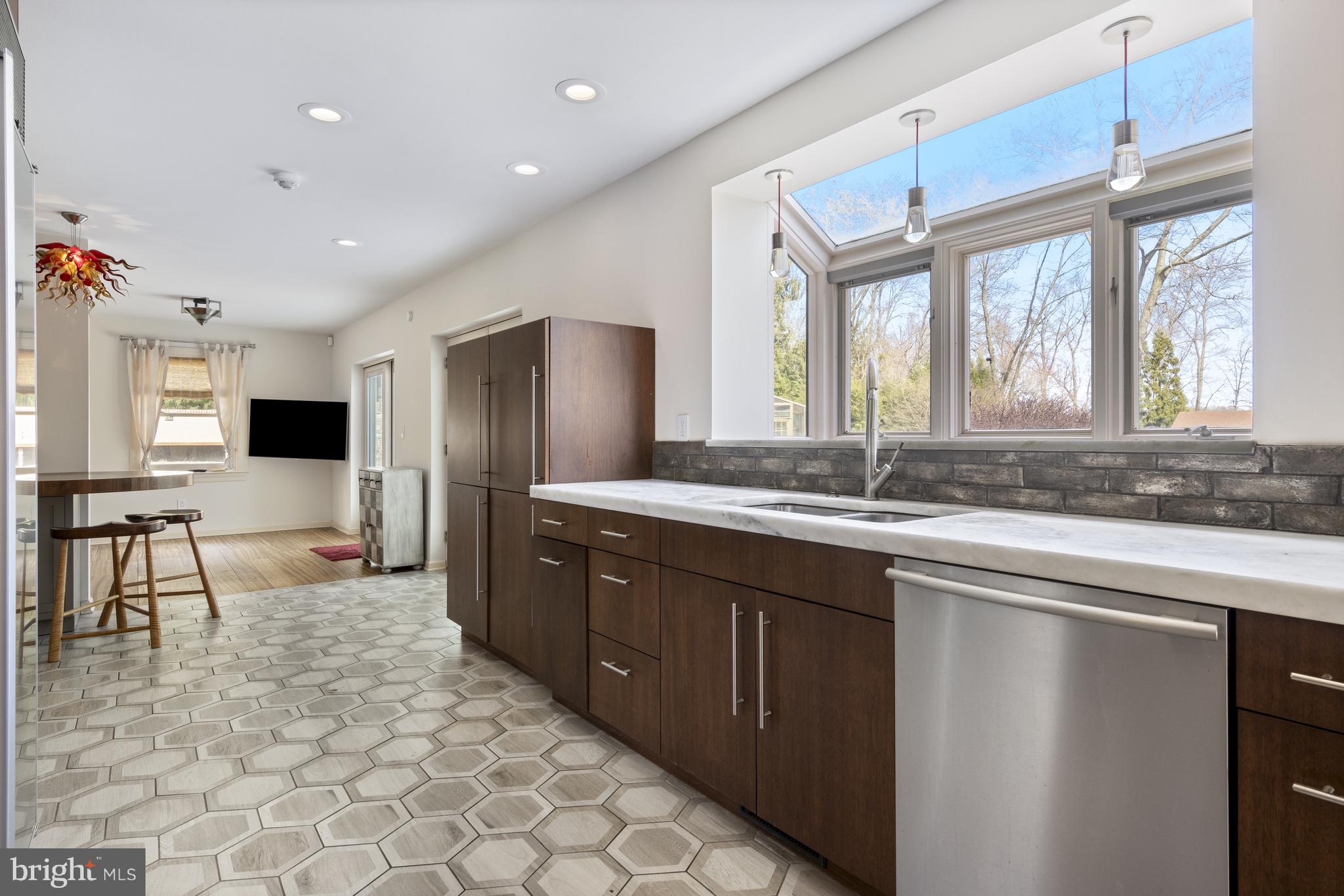 BUCKTOE HILLS - Residential