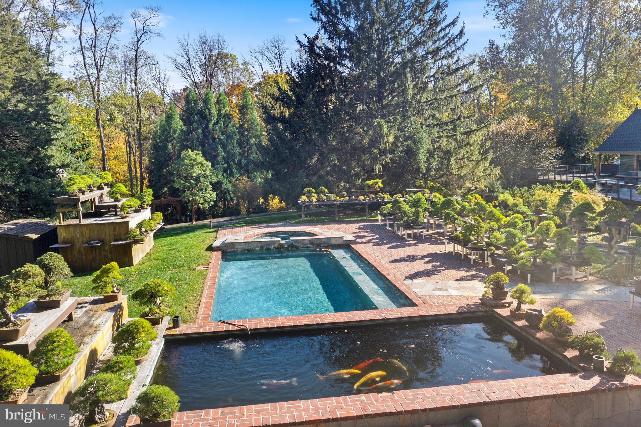 BUCKTOE HILLS - Residential