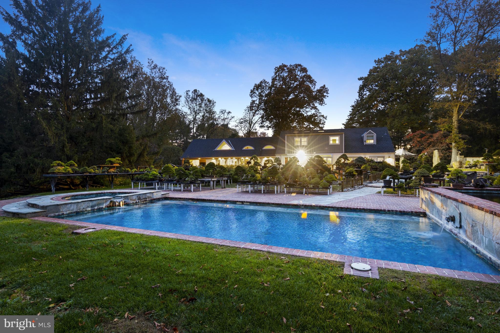 BUCKTOE HILLS - Residential