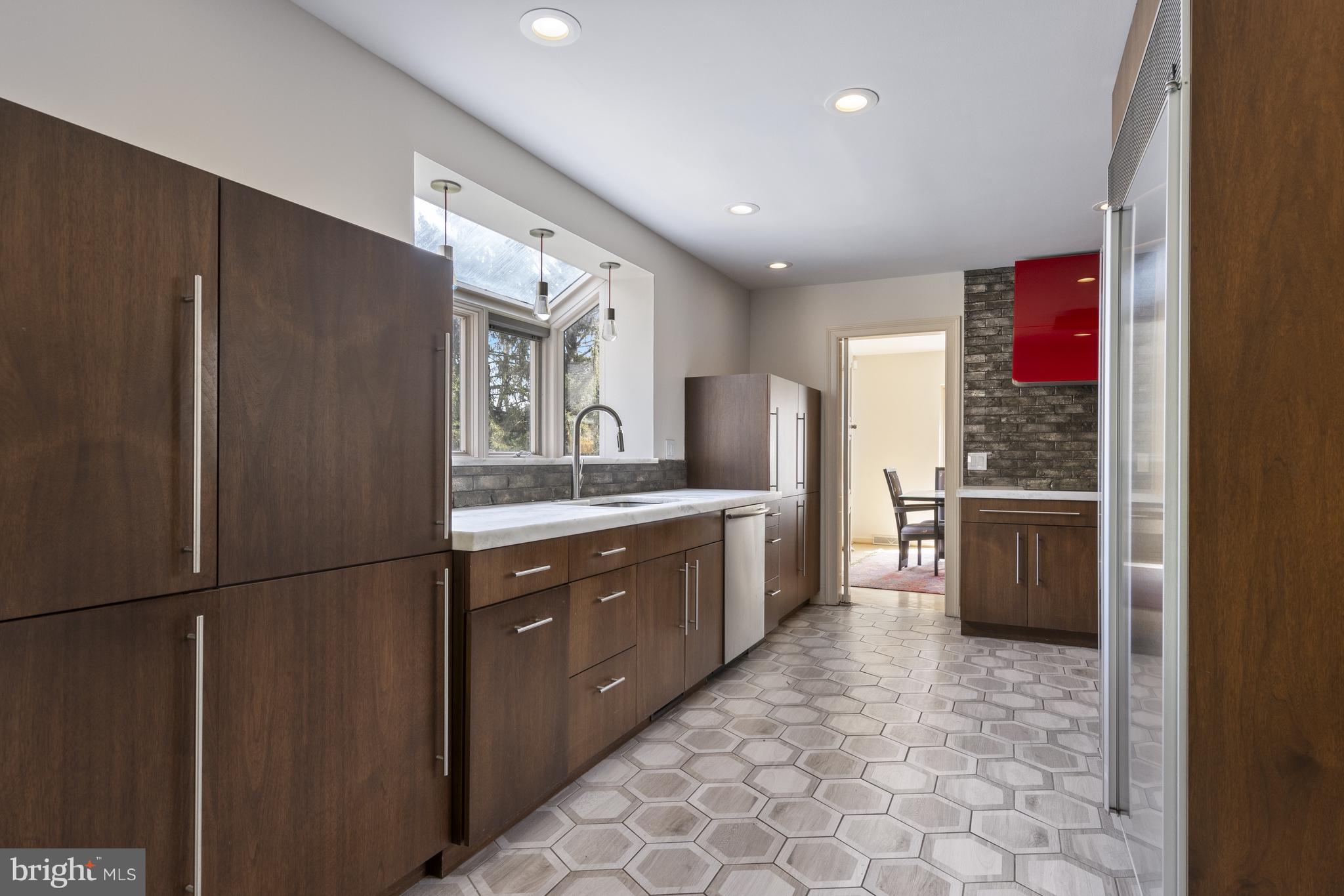 BUCKTOE HILLS - Residential