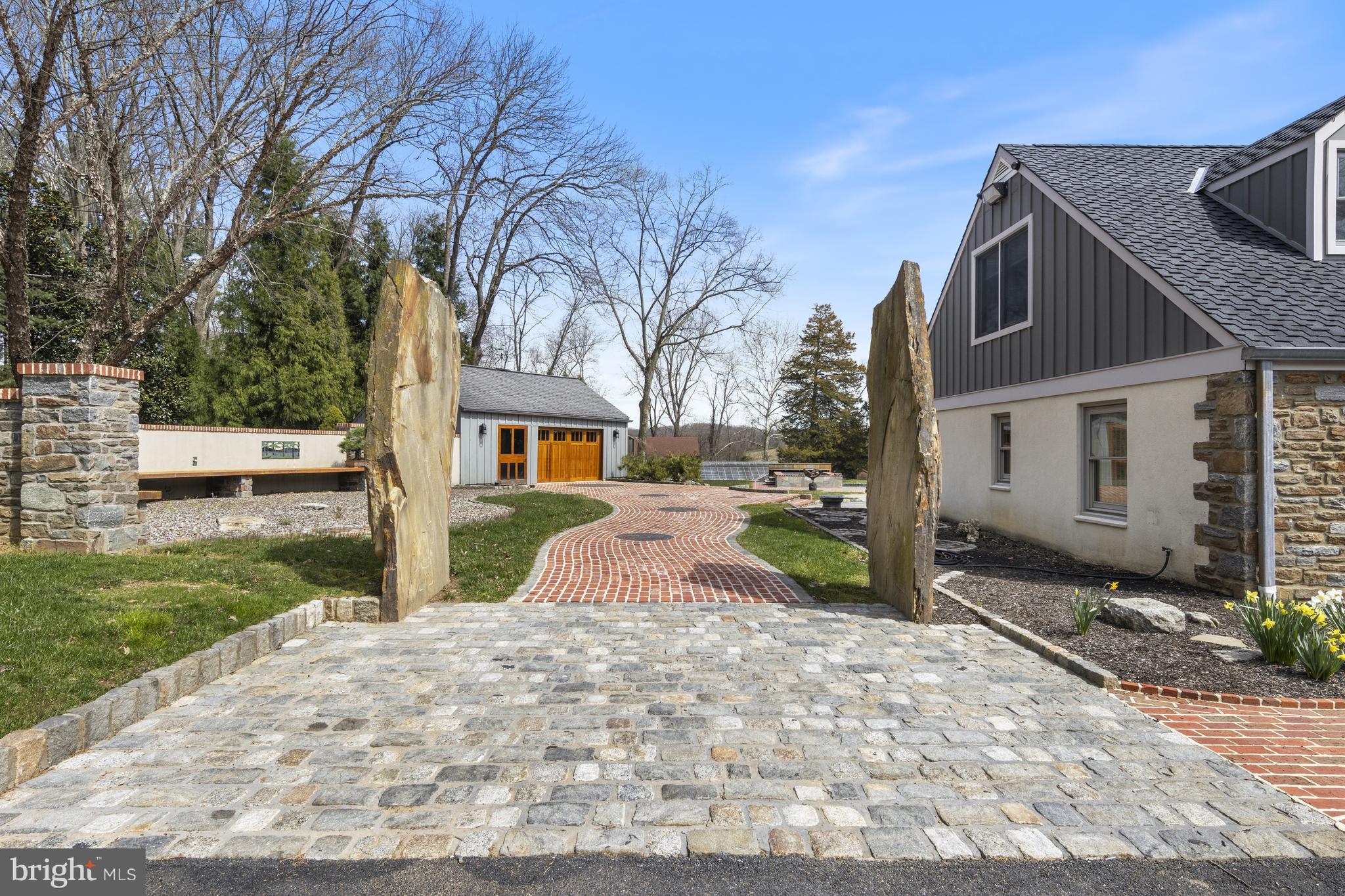 BUCKTOE HILLS - Residential