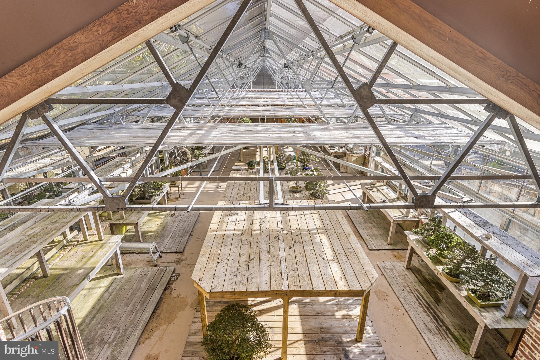 BUCKTOE HILLS - Residential