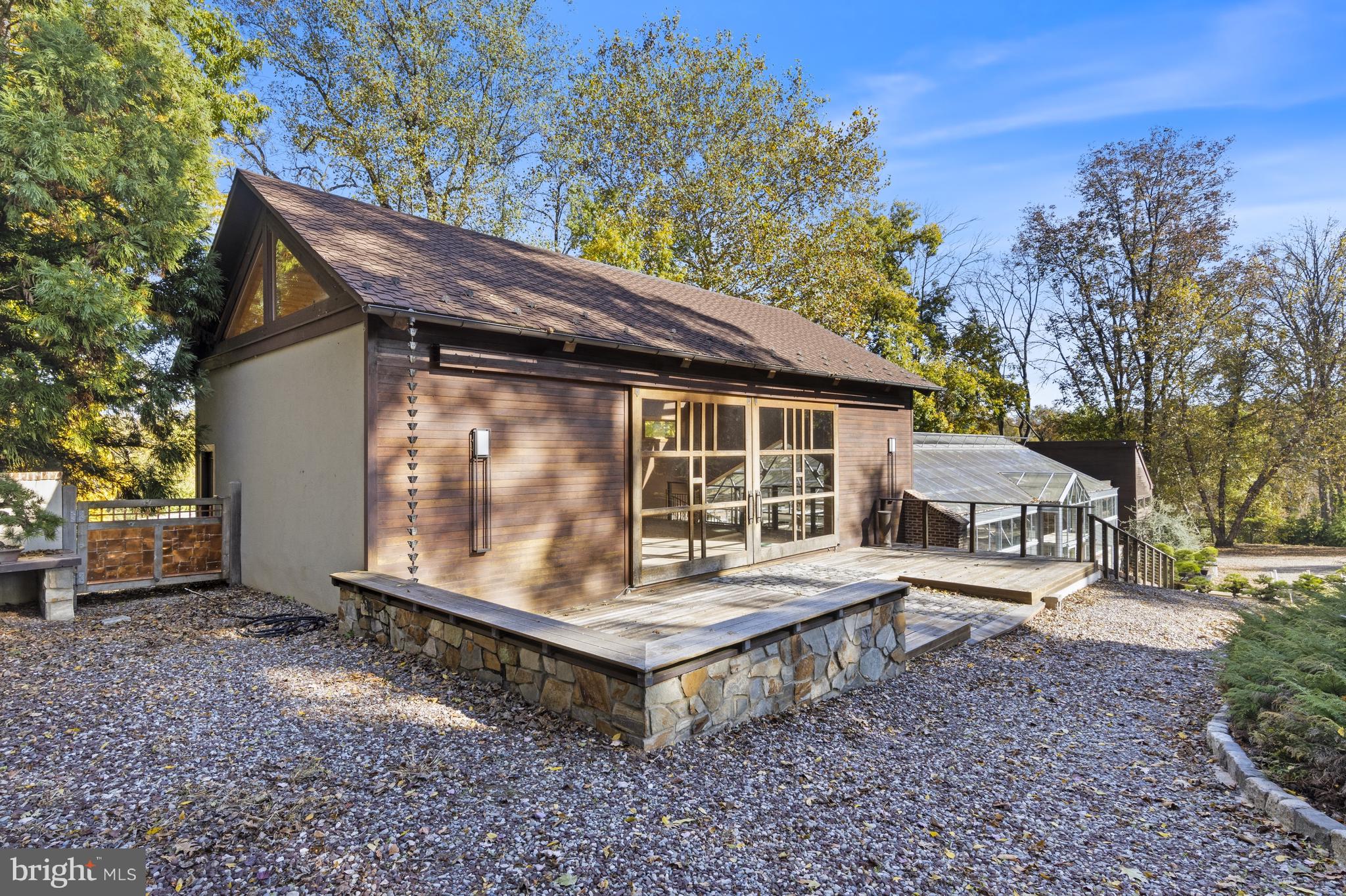 BUCKTOE HILLS - Residential