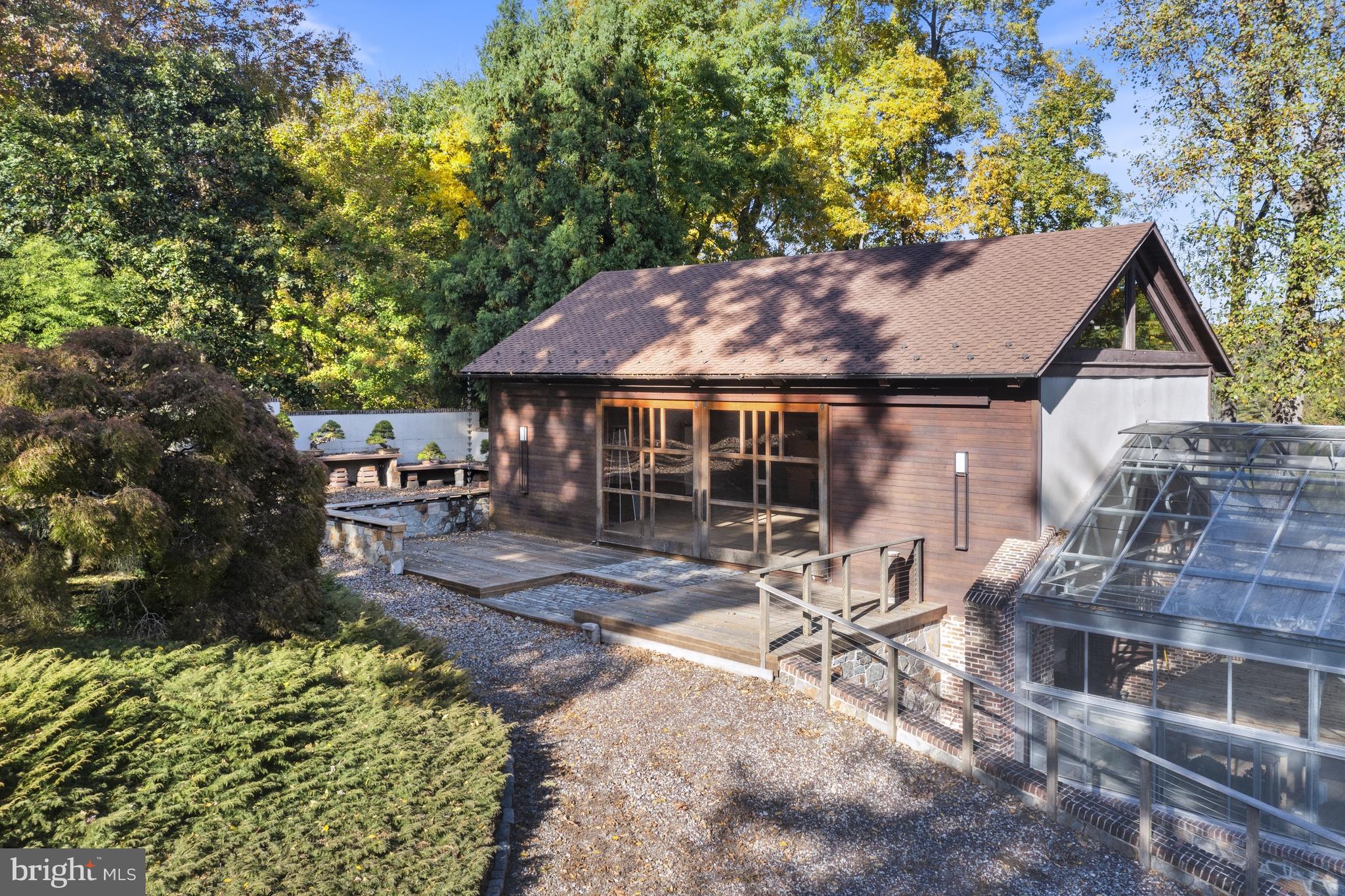 BUCKTOE HILLS - Residential