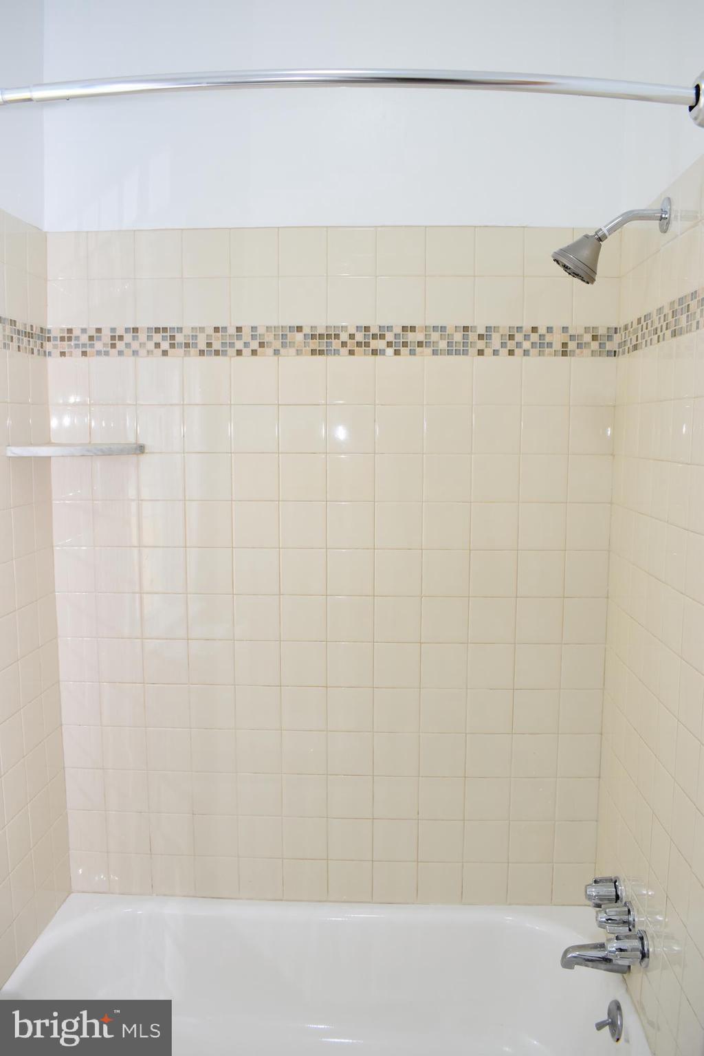 NORTHERN LIBERTIES - Residential Lease