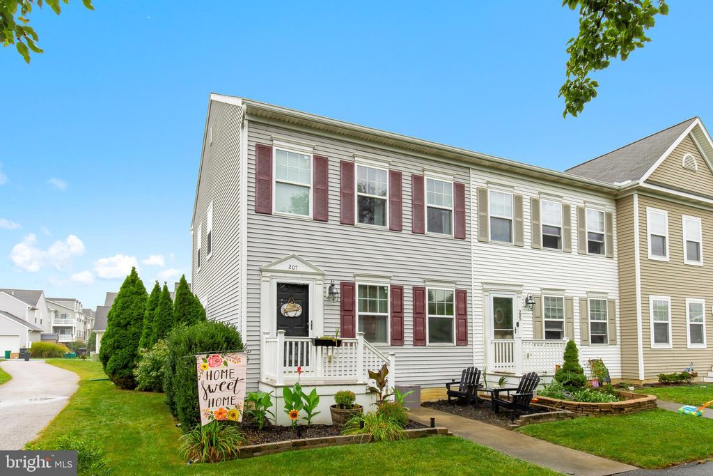 Photo of 207 Heathersage Drive, MARIETTA, PA 17547 (MLS # PALA2057488)