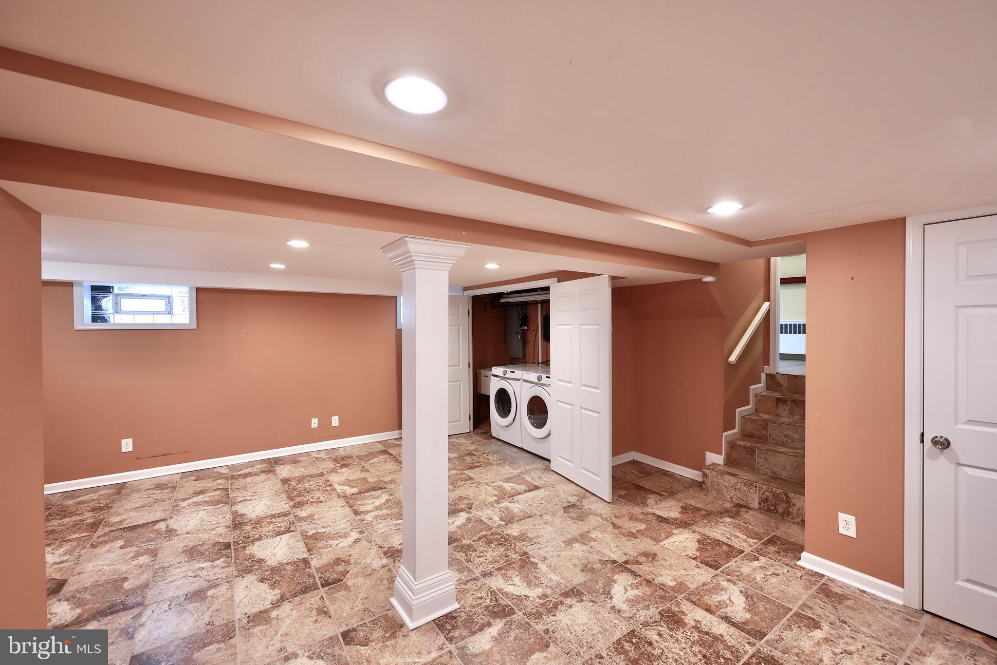 PHILADELPHIA (NORTHEAST) - Residential