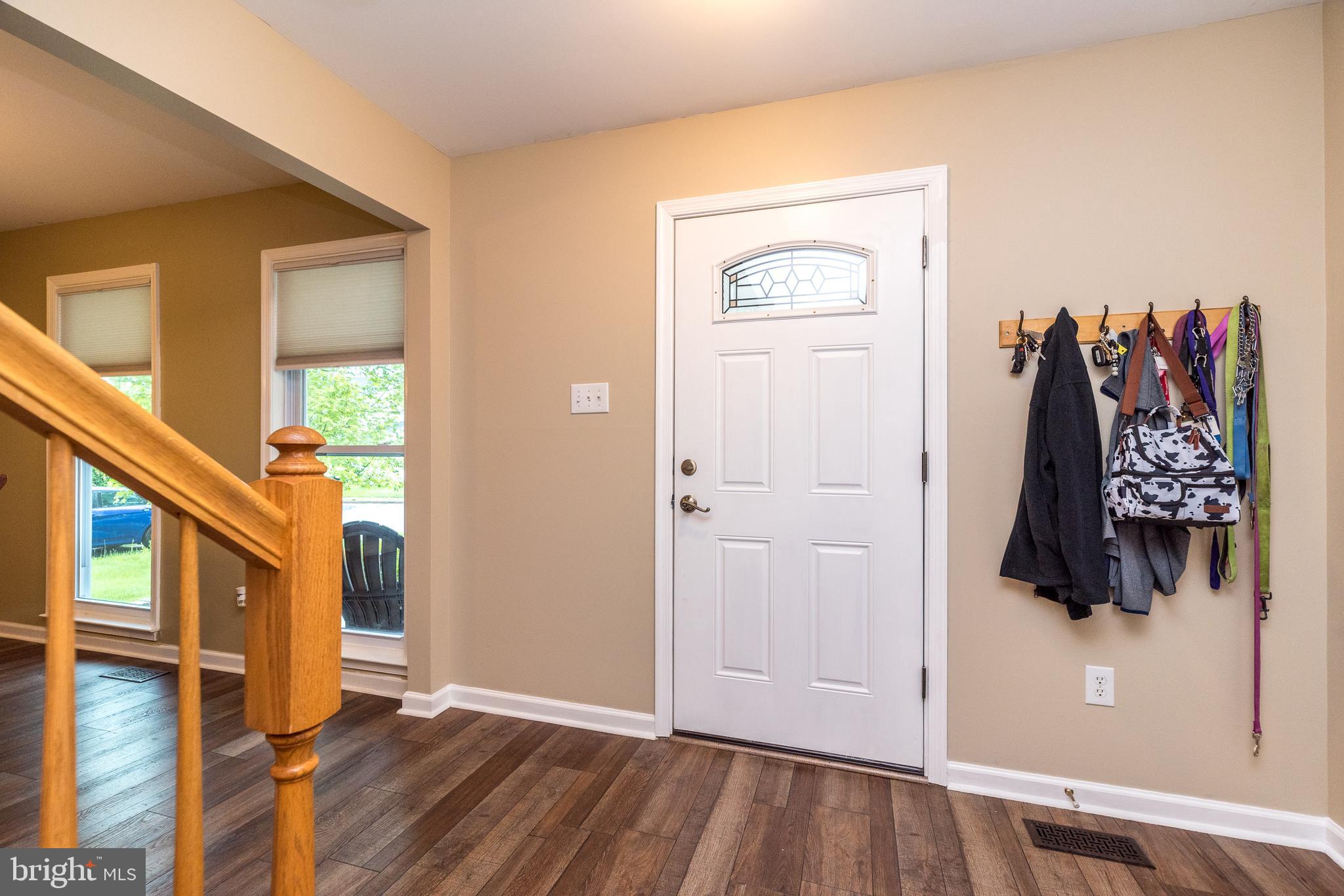 2127 GABLE LANE
