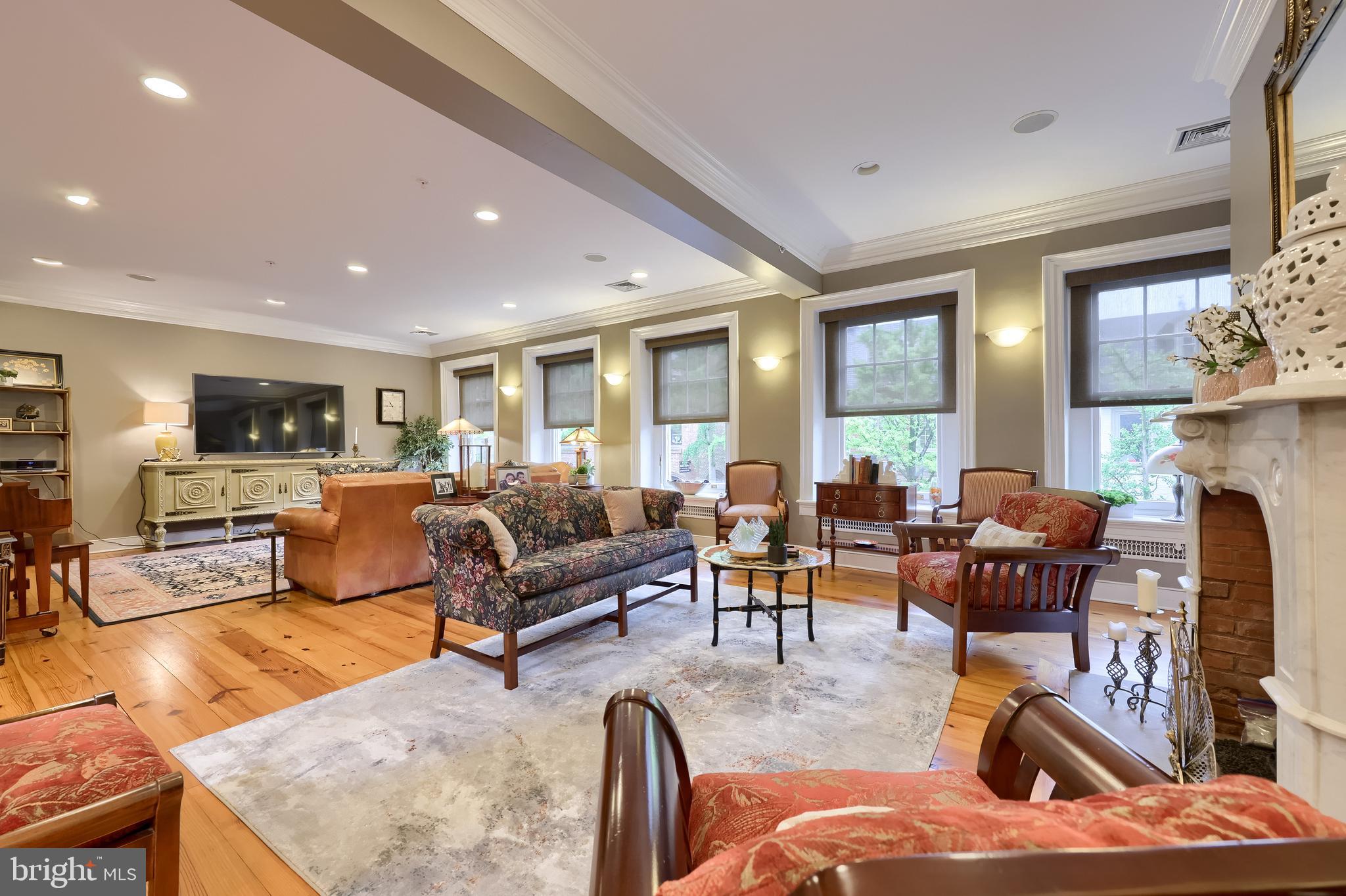 CENTRAL BUSINESS DISTRICT - Residential