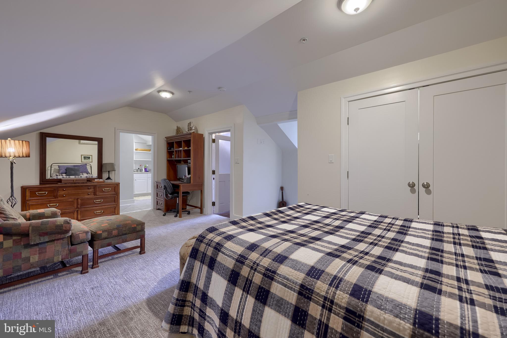 CENTRAL BUSINESS DISTRICT - Residential