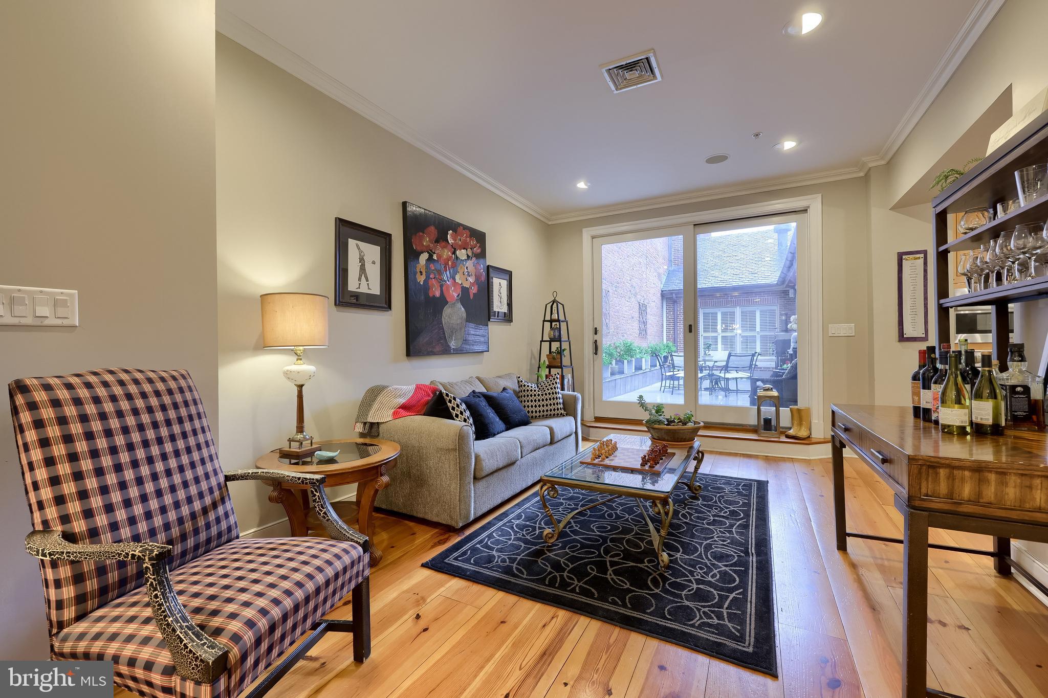 CENTRAL BUSINESS DISTRICT - Residential