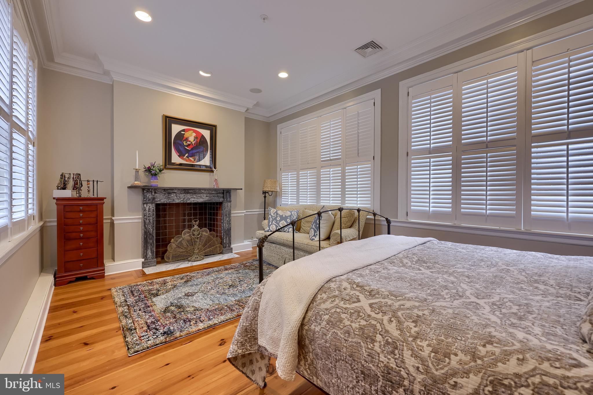 CENTRAL BUSINESS DISTRICT - Residential