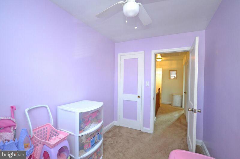 HAWTHORNE - Residential Lease