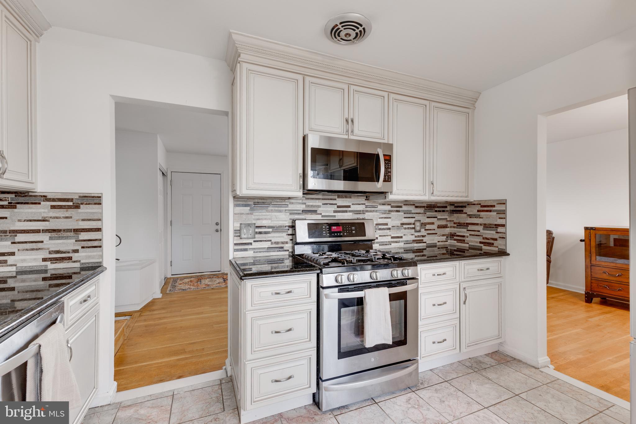 ANNANDALE TERRACE - Residential