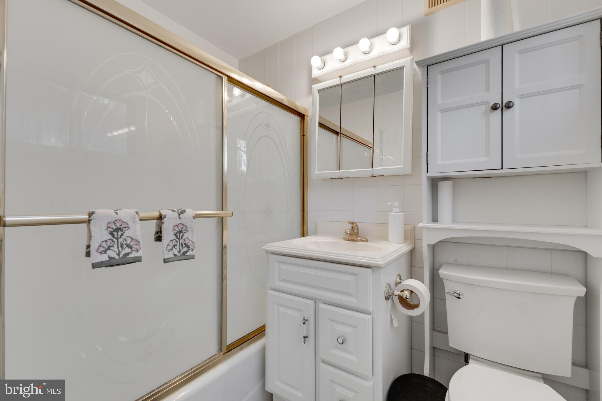 ANNANDALE TERRACE - Residential