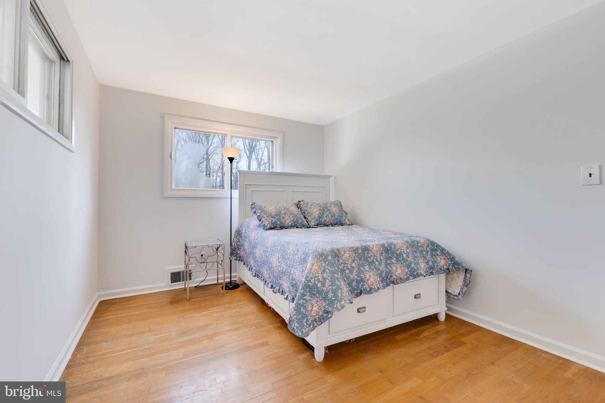 ANNANDALE TERRACE - Residential