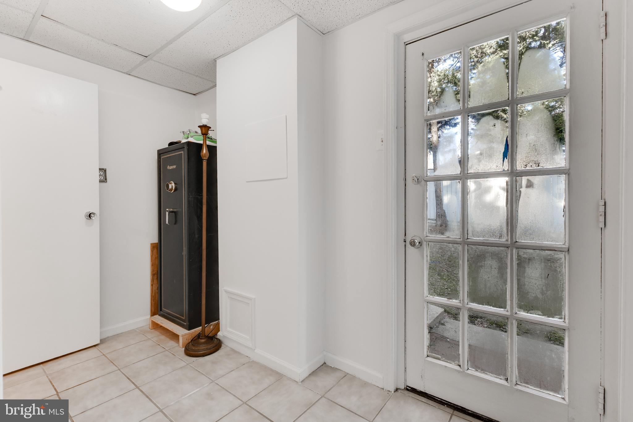 ANNANDALE TERRACE - Residential