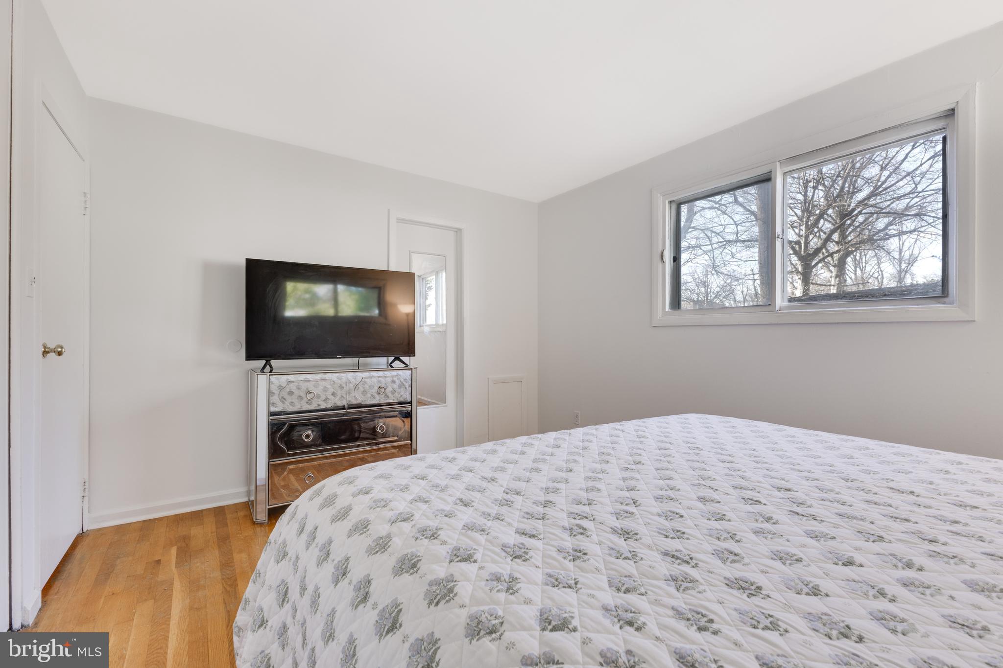 ANNANDALE TERRACE - Residential