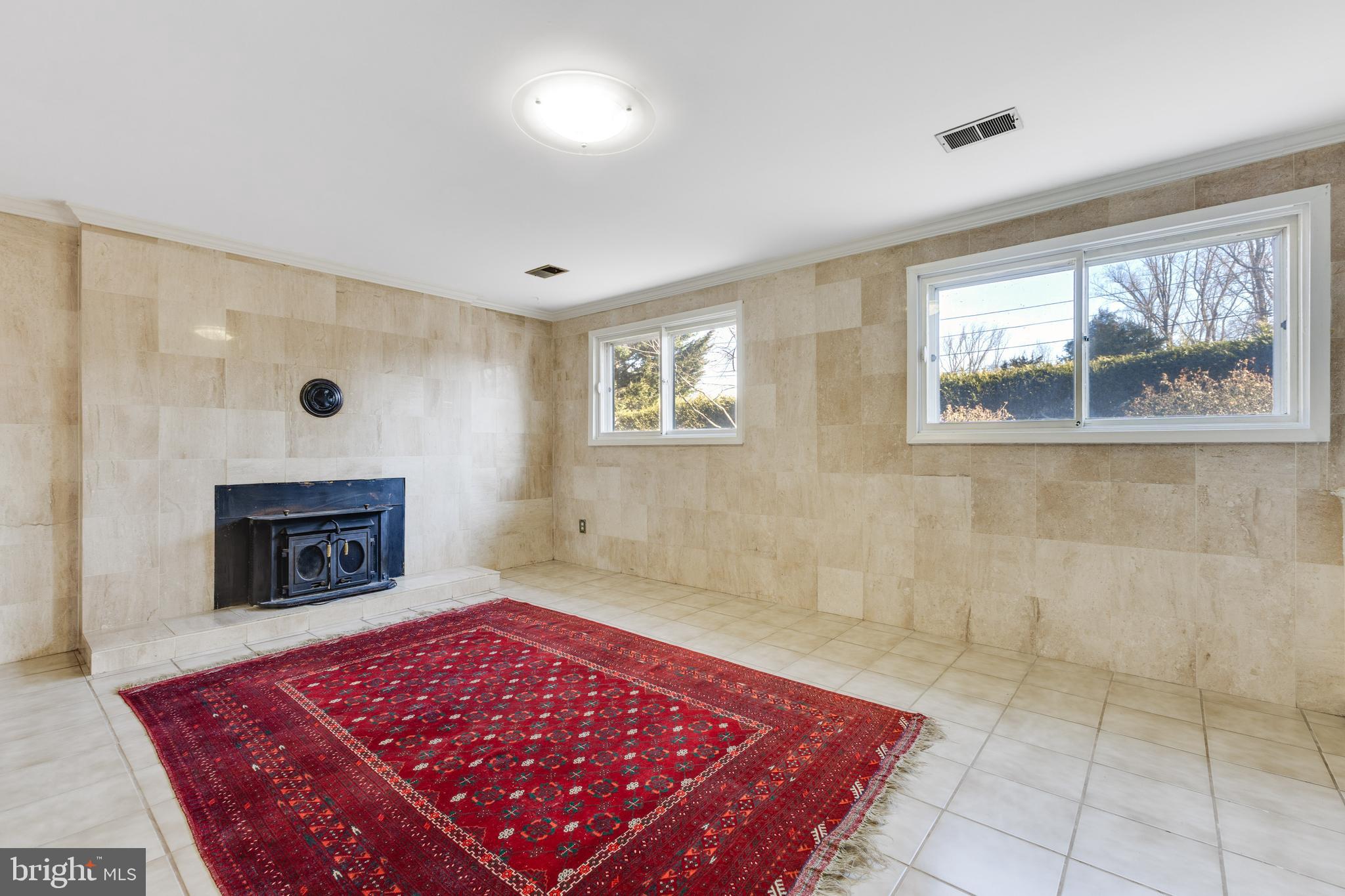 ANNANDALE TERRACE - Residential