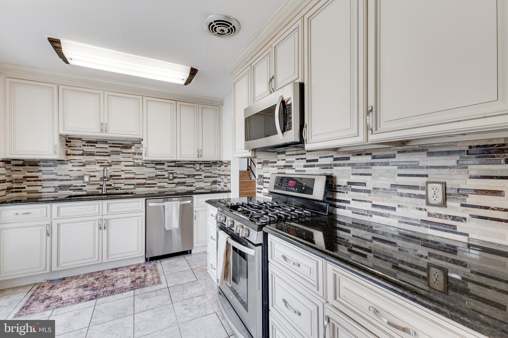 ANNANDALE TERRACE - Residential