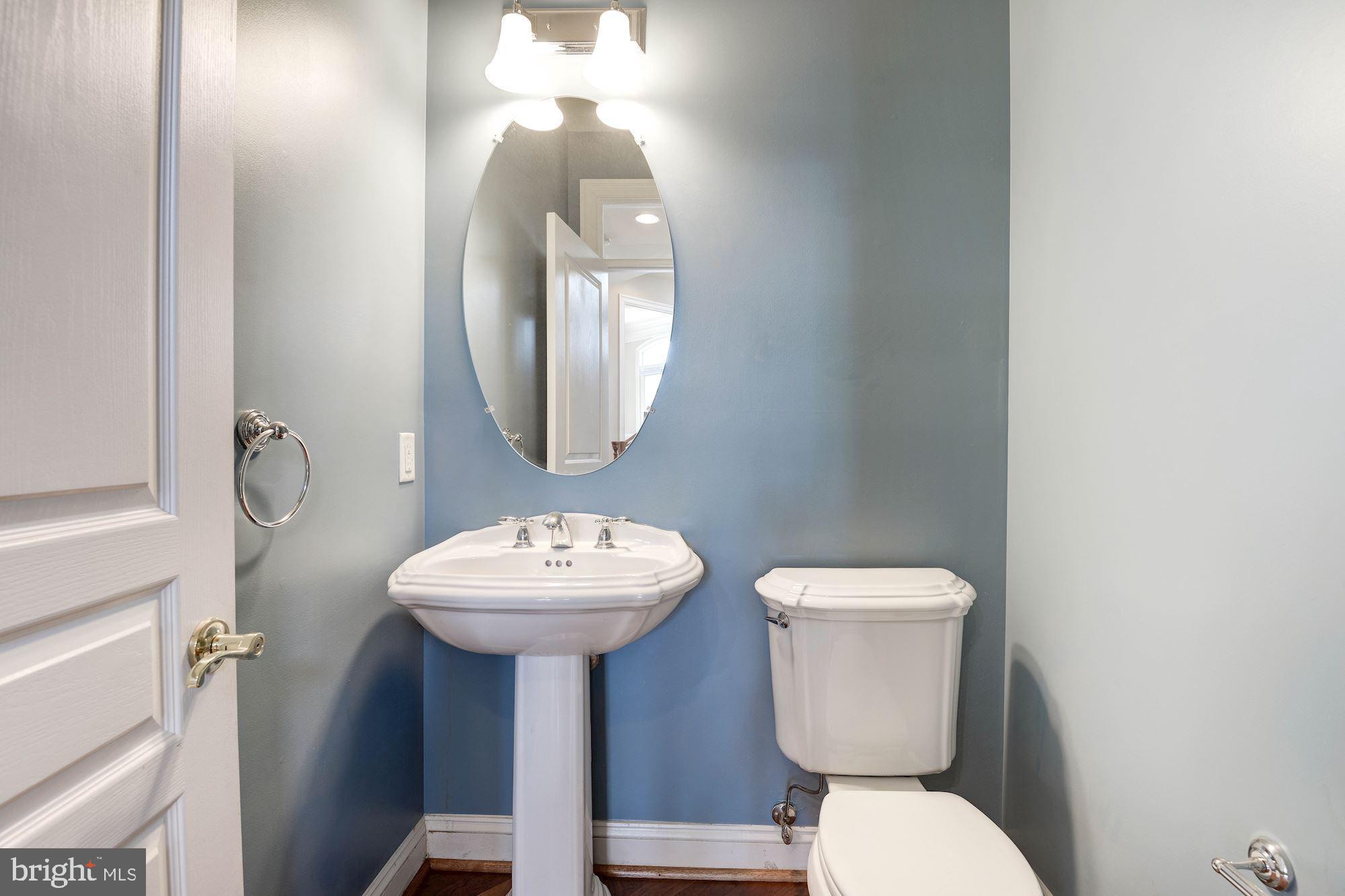 LANSDOWNE ON THE POTOMAC - Residential