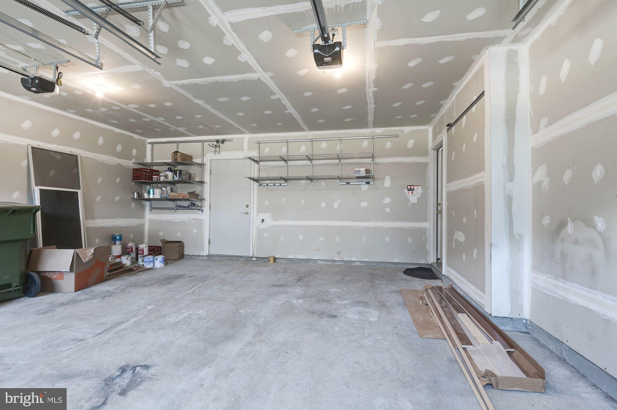 LANSDOWNE ON THE POTOMAC - Residential