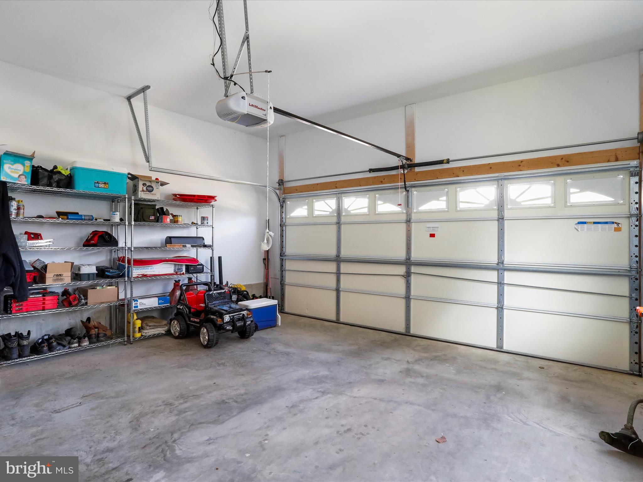 RED HILL - Residential