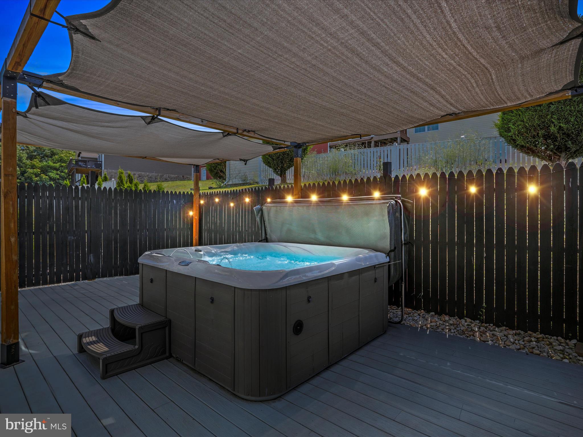 RED HILL - Residential