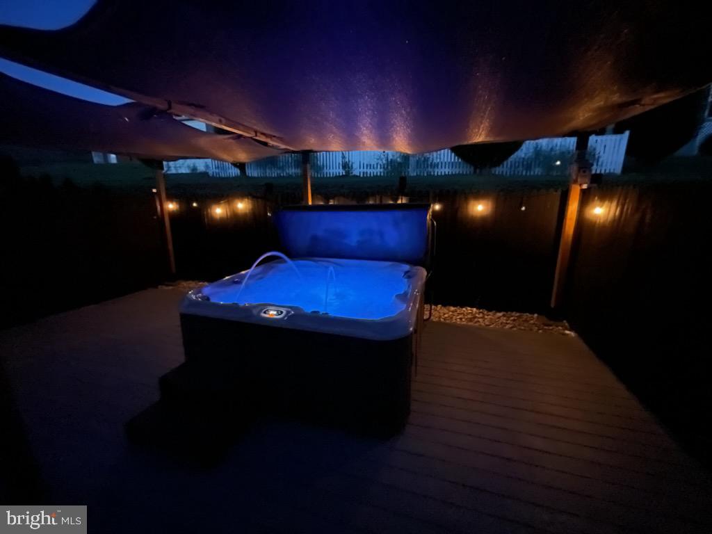 RED HILL - Residential