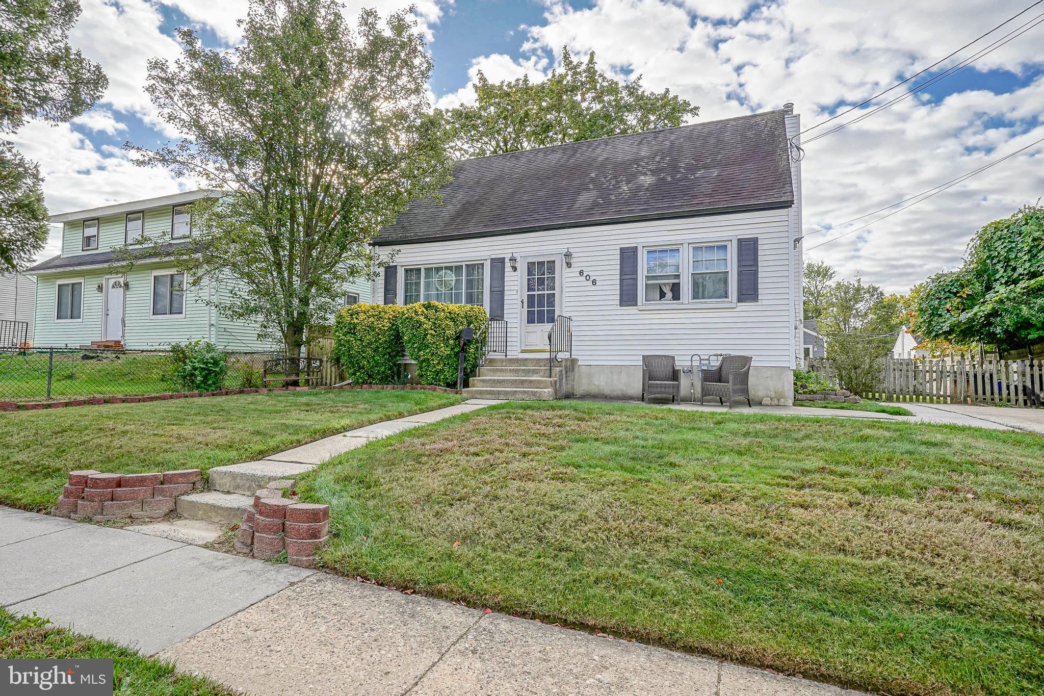 606 W LINCOLN AVENUE