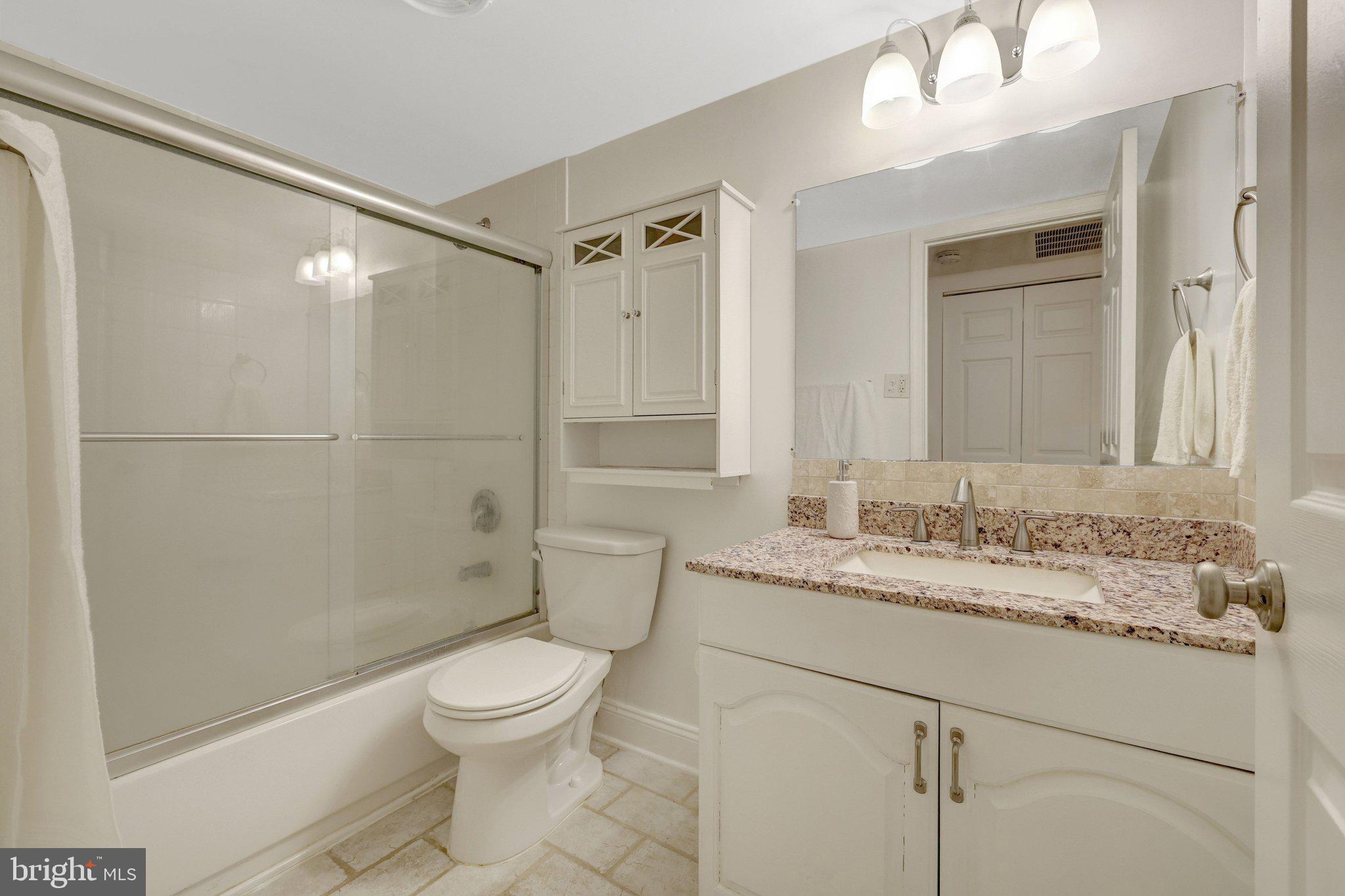 CHESTNUT GROVE - Residential