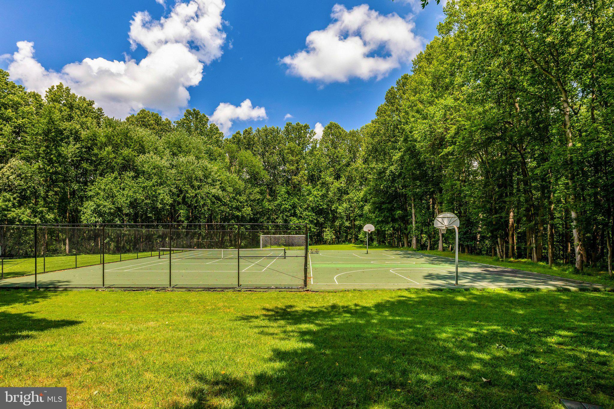 CHESTNUT GROVE - Residential