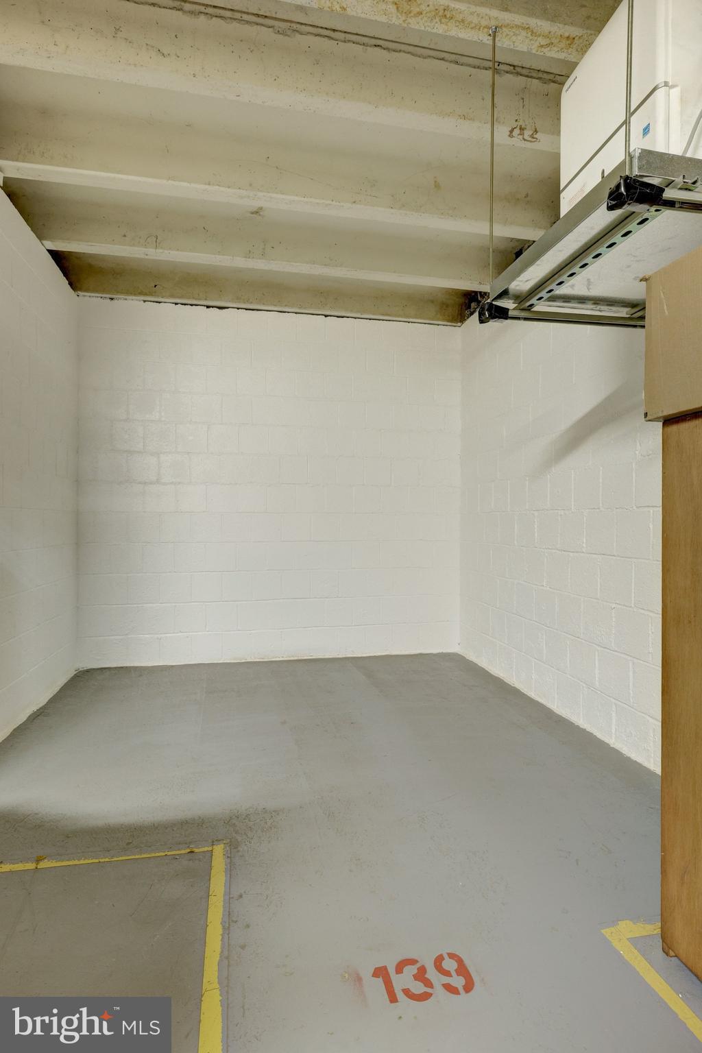 CHESTNUT GROVE - Residential