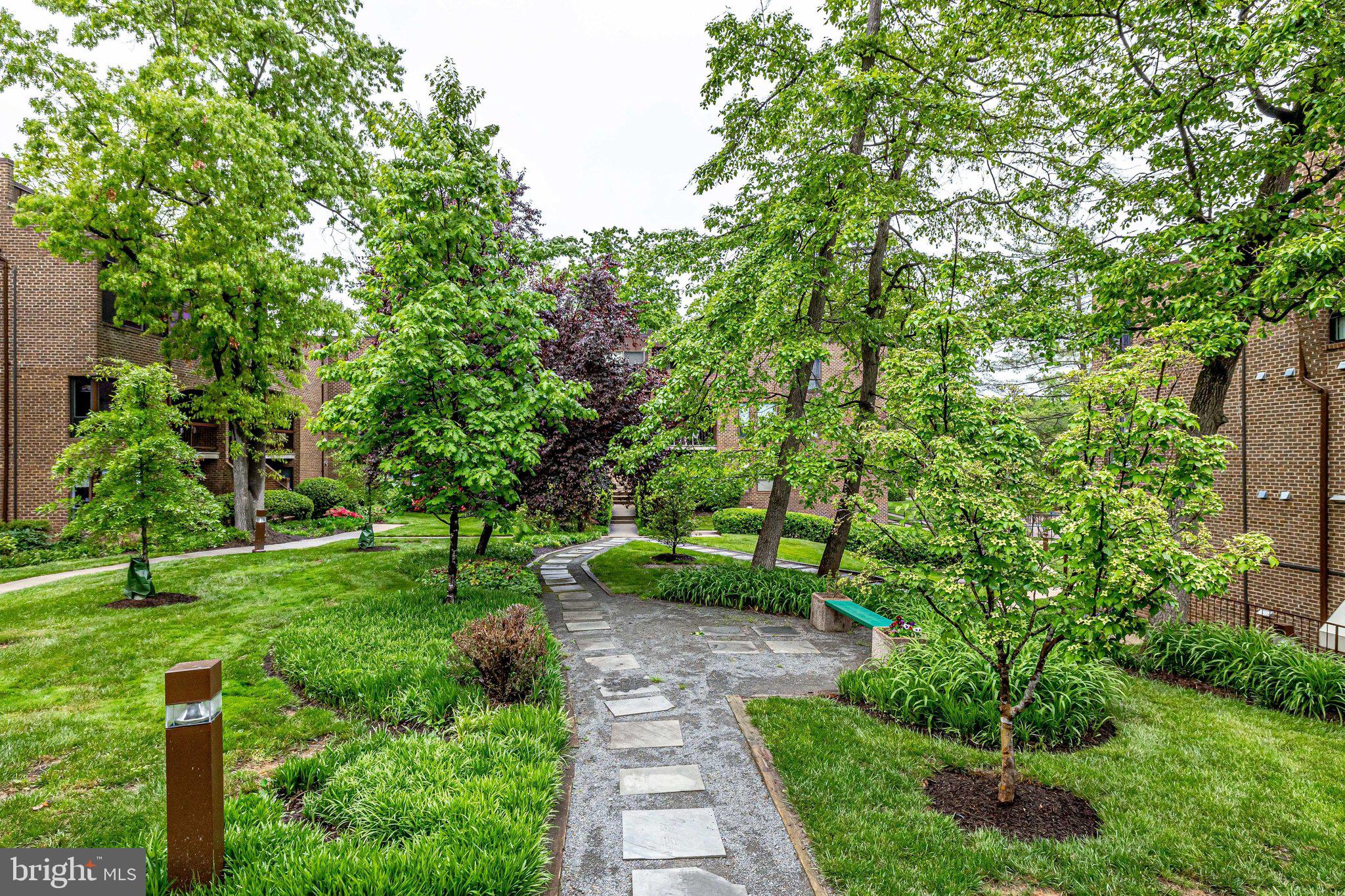 CHESTNUT GROVE - Residential