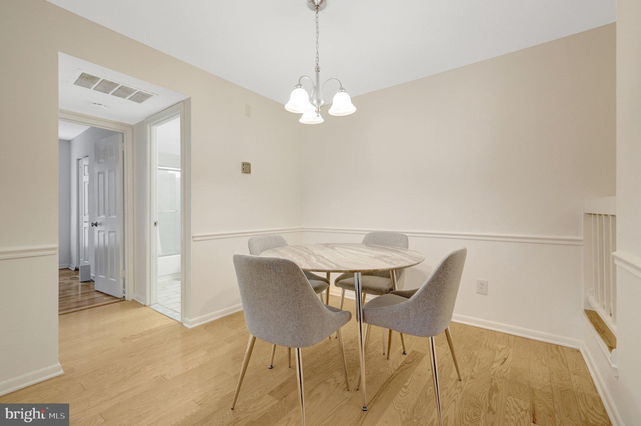 CHESTNUT GROVE - Residential