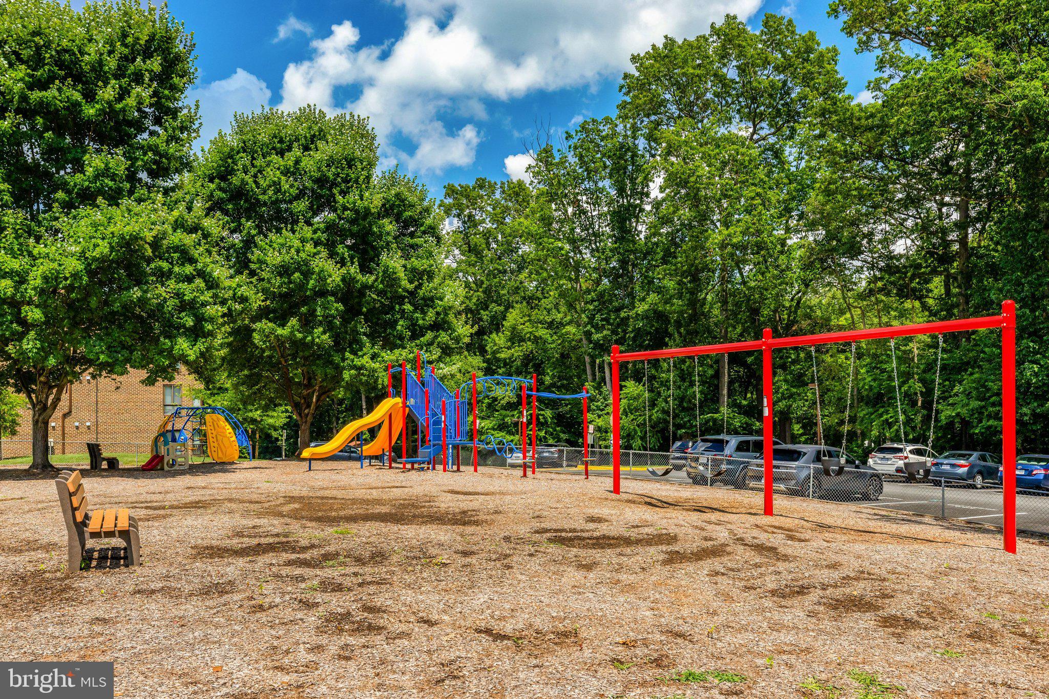 CHESTNUT GROVE - Residential