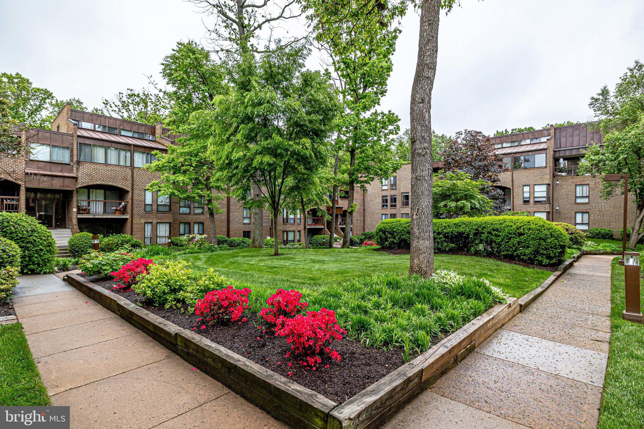 CHESTNUT GROVE - Residential