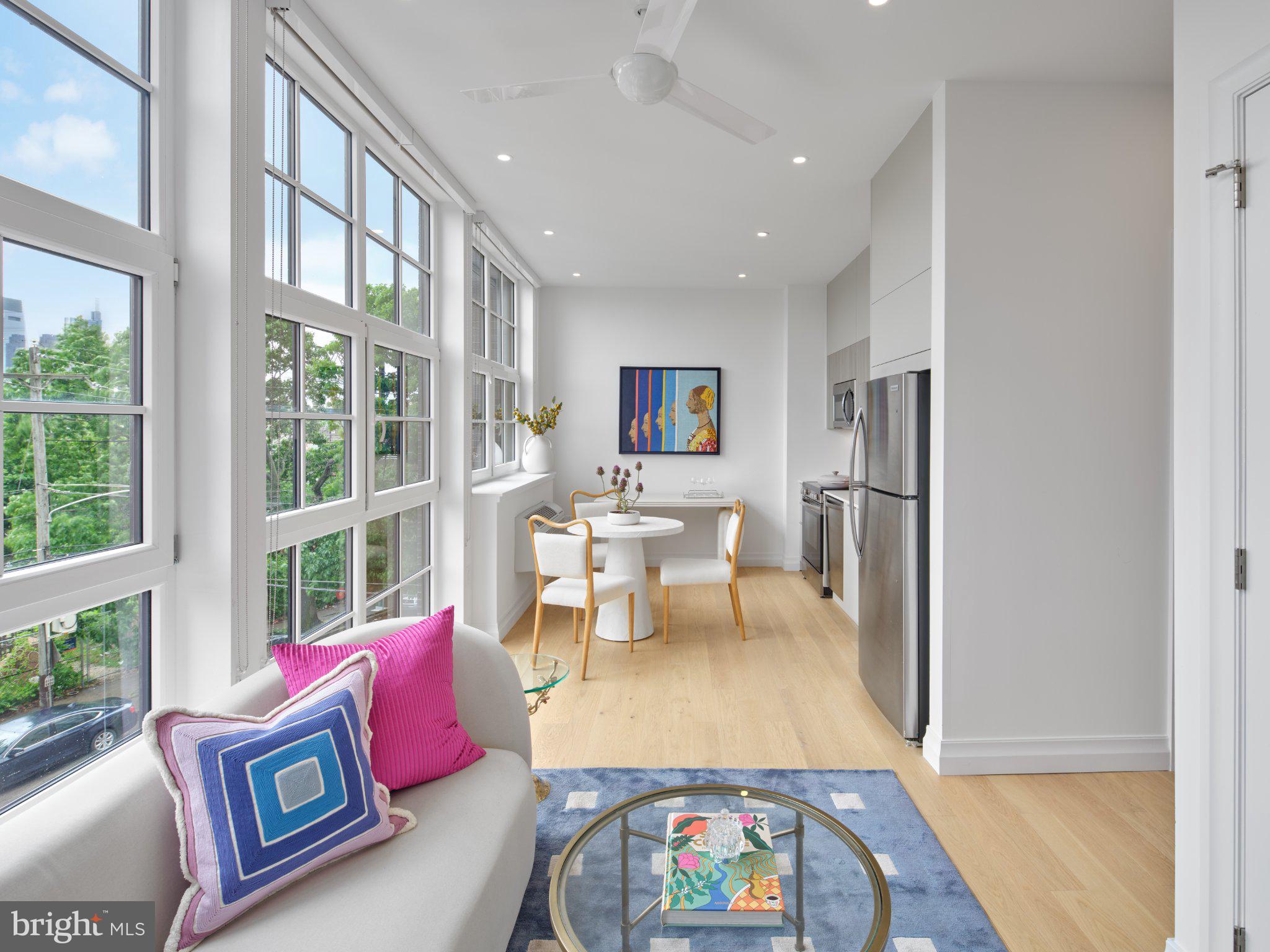 815 - 17 N POPLAR STREET 00 2 BR D