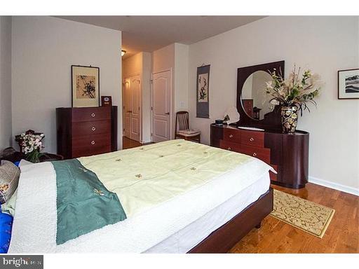 HUNTINGDON PLACE - Residential Lease