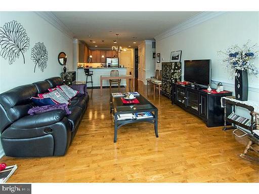 HUNTINGDON PLACE - Residential Lease