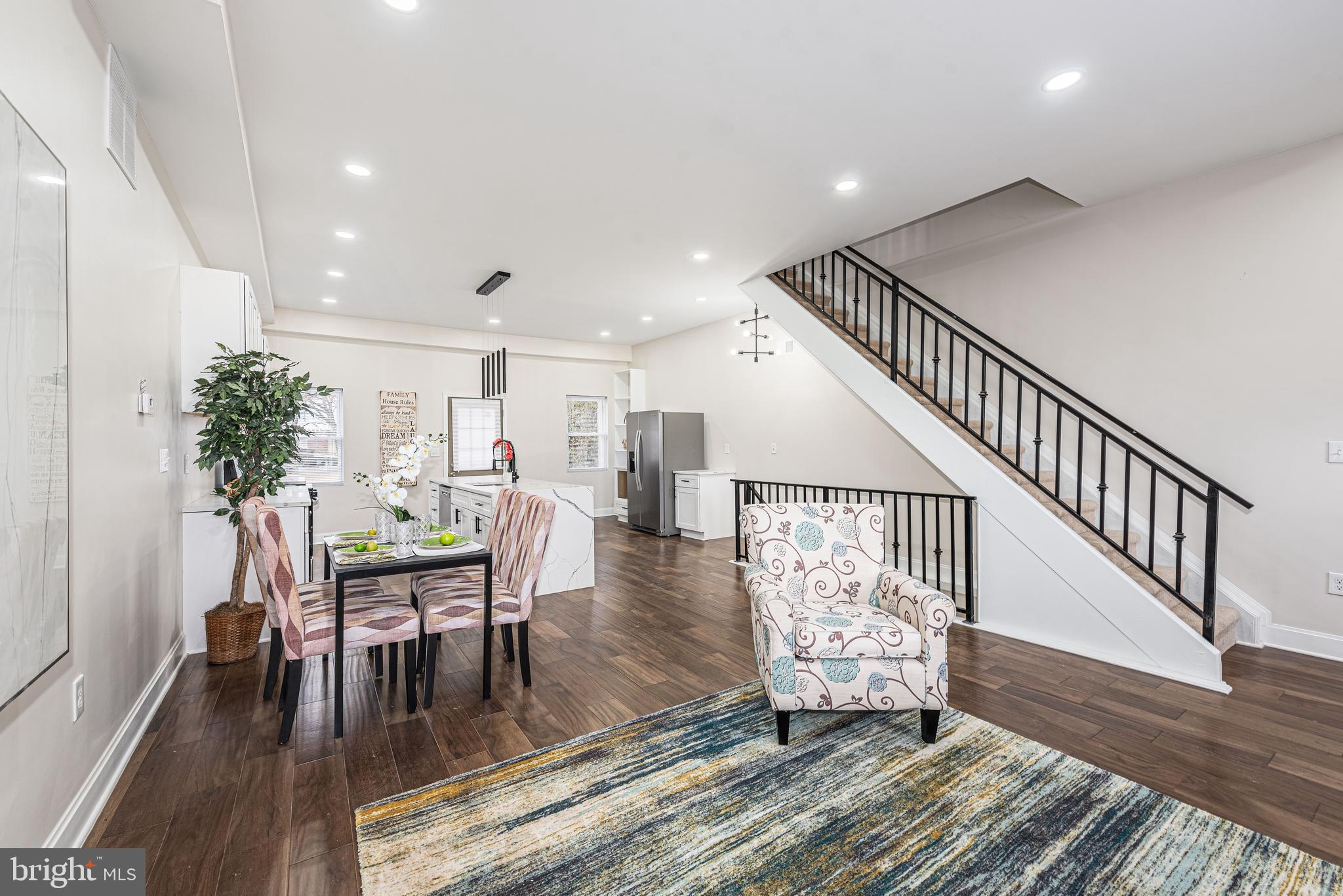 FRANKLIN SQUARE HISTORIC DISTRICT - Residential